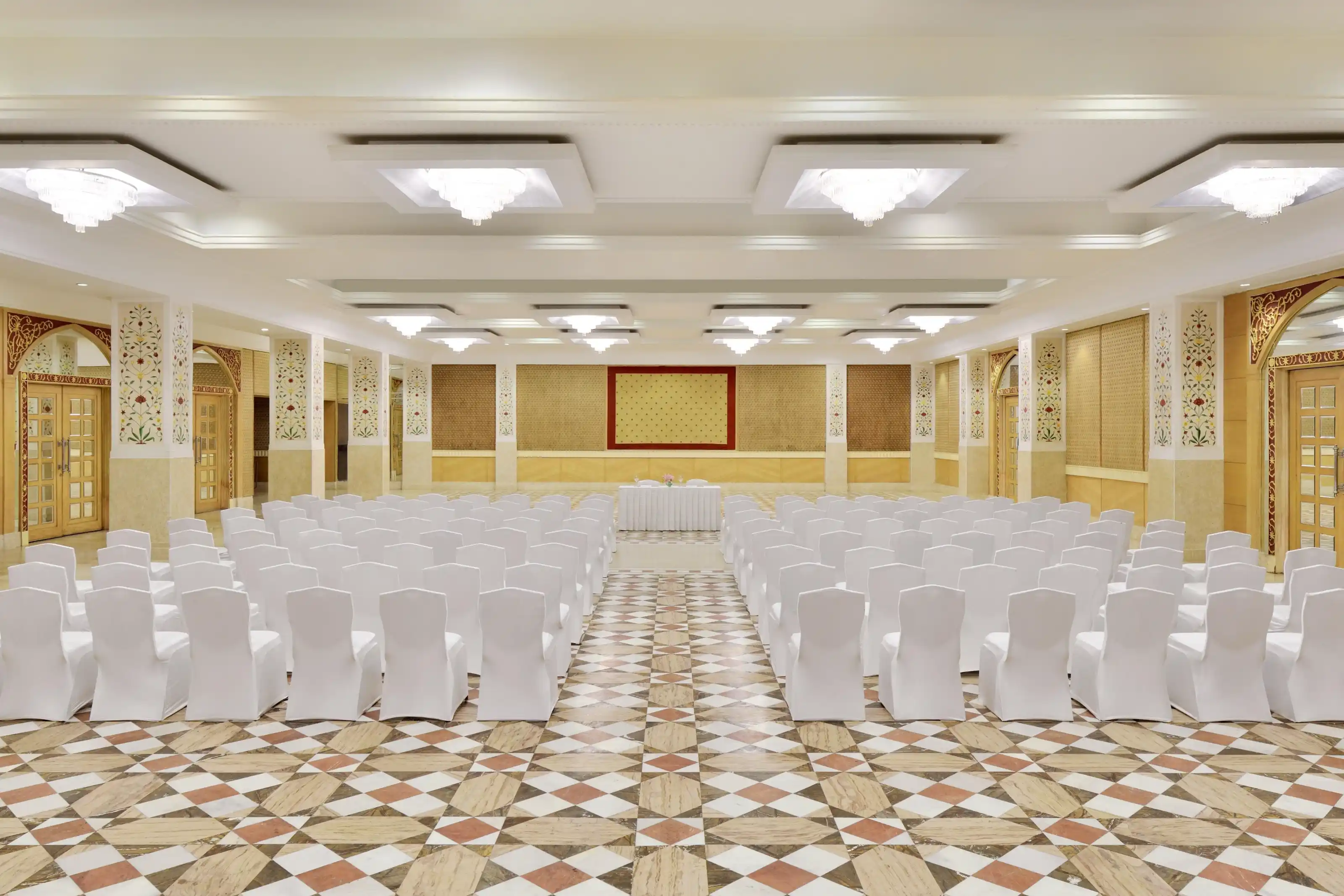 Le Meridien Jaipur Resort & Spa — photo 8